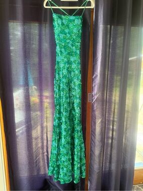 city triangles green dress 90's Black White - Tagged 5 / 6 City Triangles | Dresses |